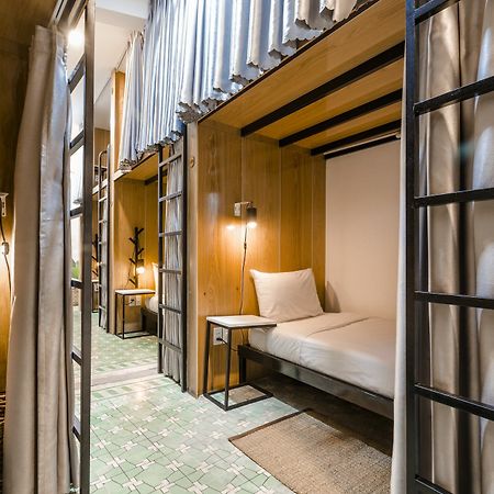 Sgn Living Bed & Breakfast Ho Chi Minh City Exterior photo