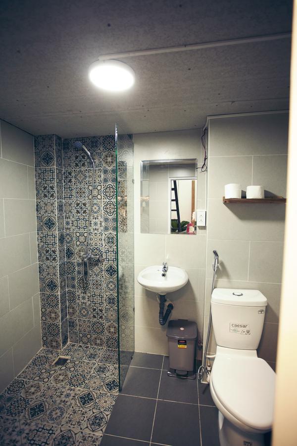Sgn Living Bed & Breakfast Ho Chi Minh City Exterior photo