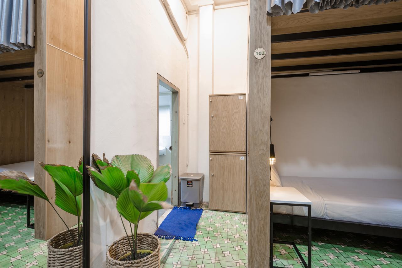 Sgn Living Bed & Breakfast Ho Chi Minh City Exterior photo