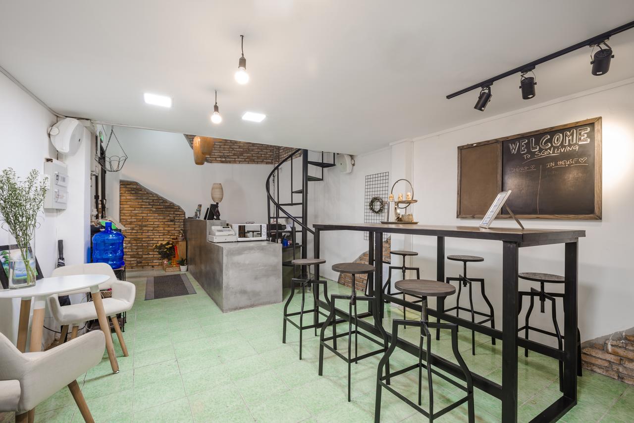 Sgn Living Bed & Breakfast Ho Chi Minh City Exterior photo